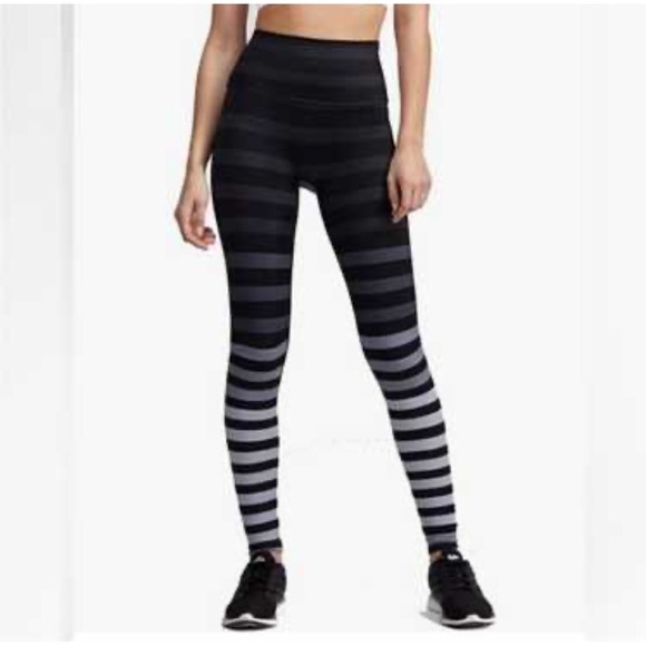 K Deer Women's Ombre Striped Leggings Sz L - Picture 1 of 7